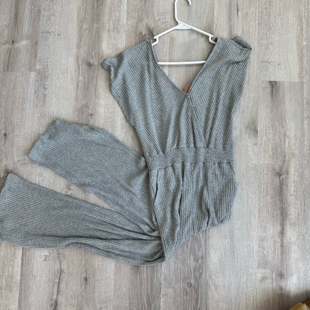 Vici Jumpsuit - Picture 1 of 5
